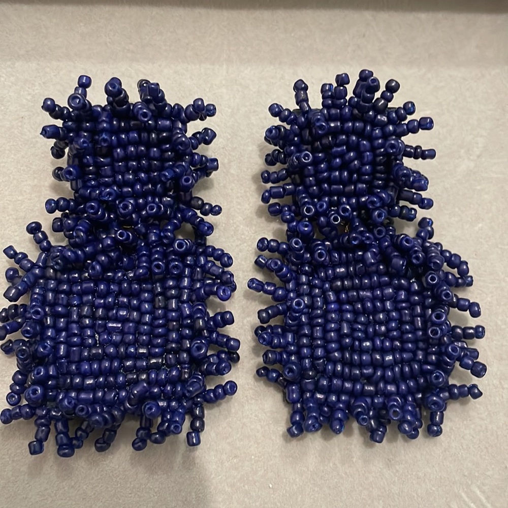 Bauble Bar Navy Beaded Earrings - Picture 2 of 3